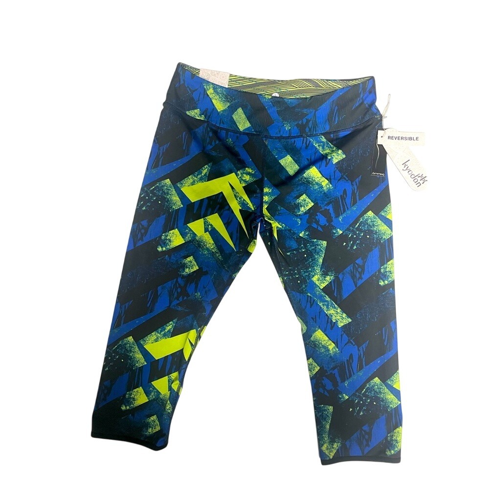 Kyodan Reversible Slimming‎ Capri Performance Leggings Women's Large NWT